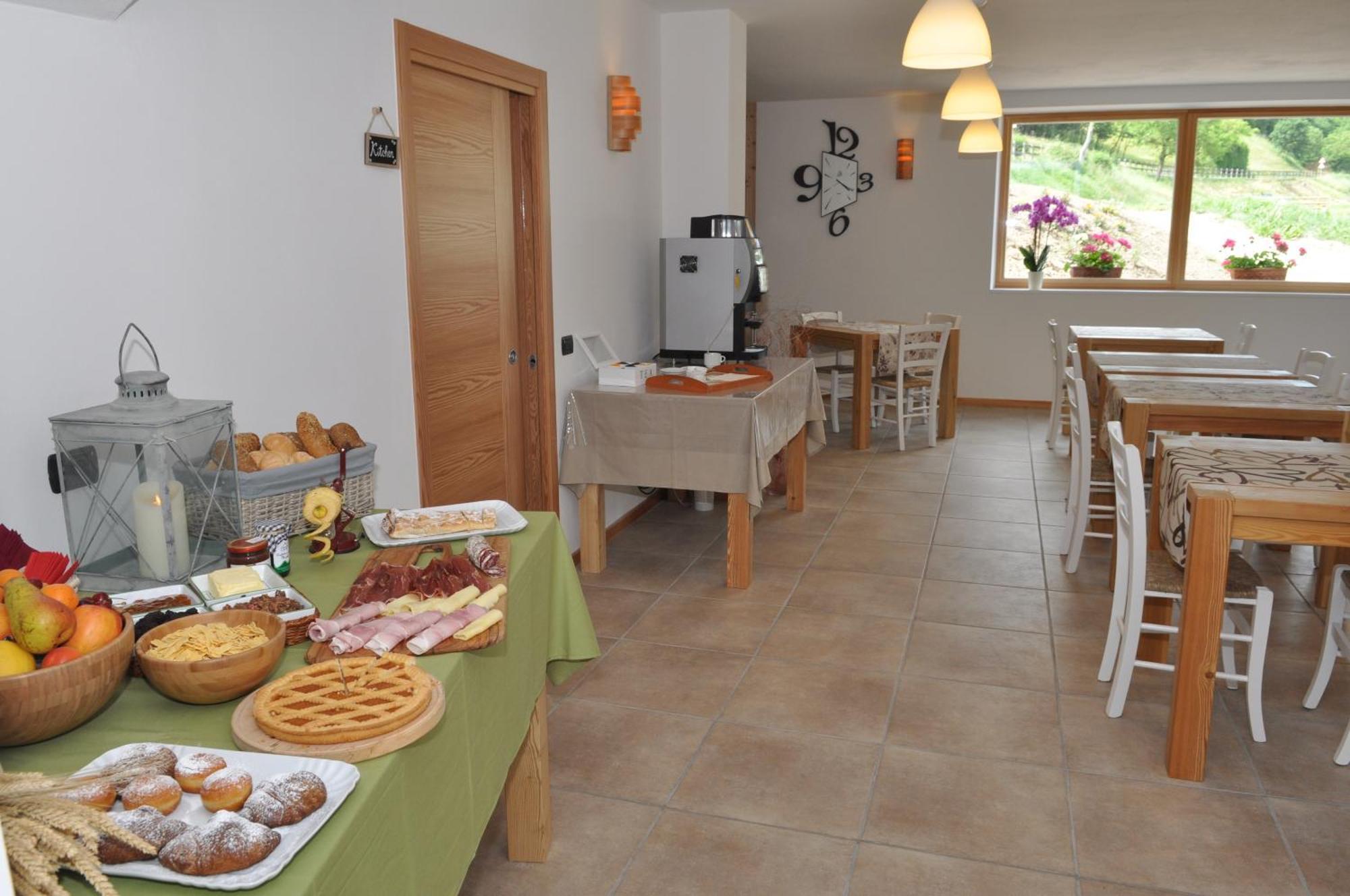 Garni Dal Mozat Acomodação com café da manhã Lenzumo di Concei Exterior foto